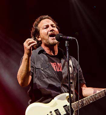 Pearl Jam Concert Setlist At Madison Square Garden New York On