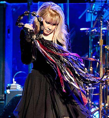 fleetwood mac tour dates canada